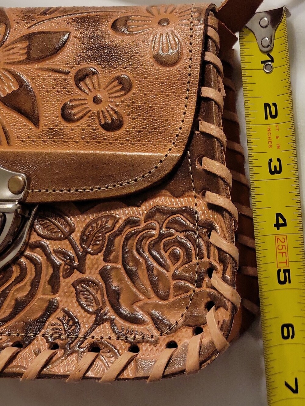 Mexican Leather Handmade Purse with Flower Decor and Aztec Calendar. Hecho En MX - Picture 8 of 10